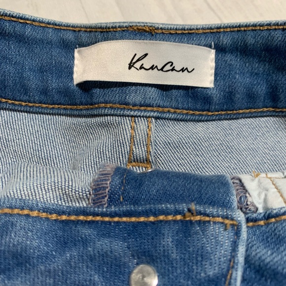 NWT KanCan High rise side panel short. Size 3/25. - Picture 3 of 10